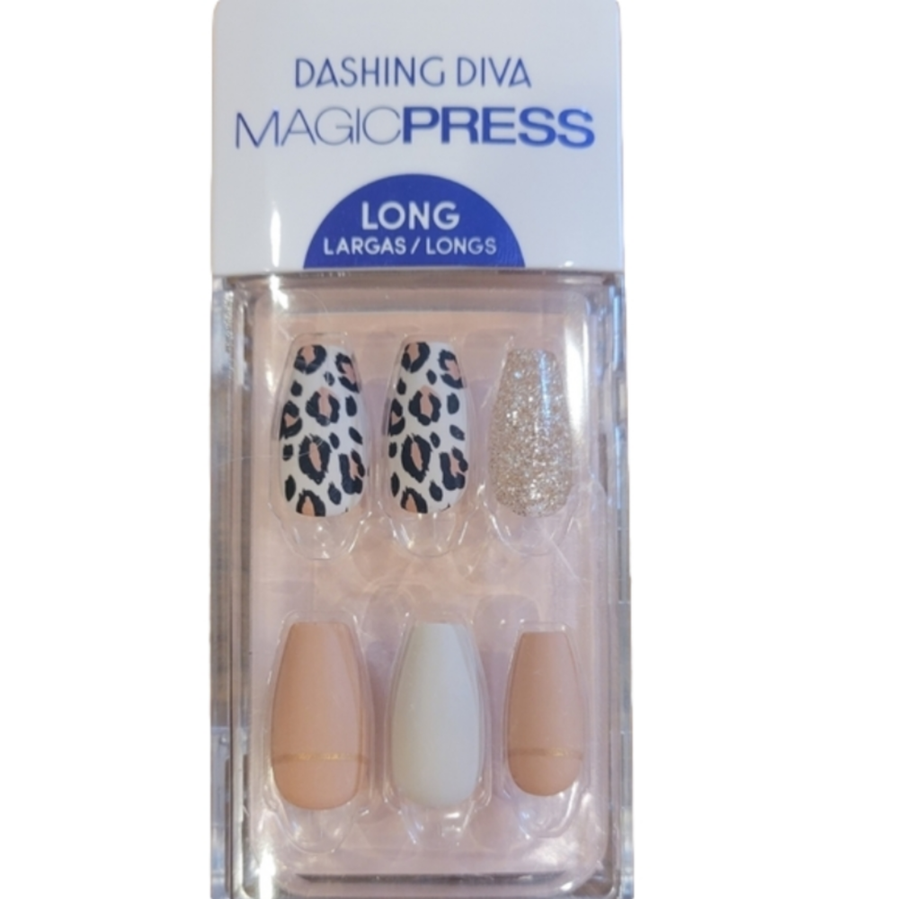 DashingDiva MagicPress on Nails Leopard Print